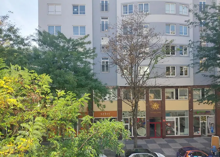 Luxury & Air-Conditioned Osko Apartment Near The City Center